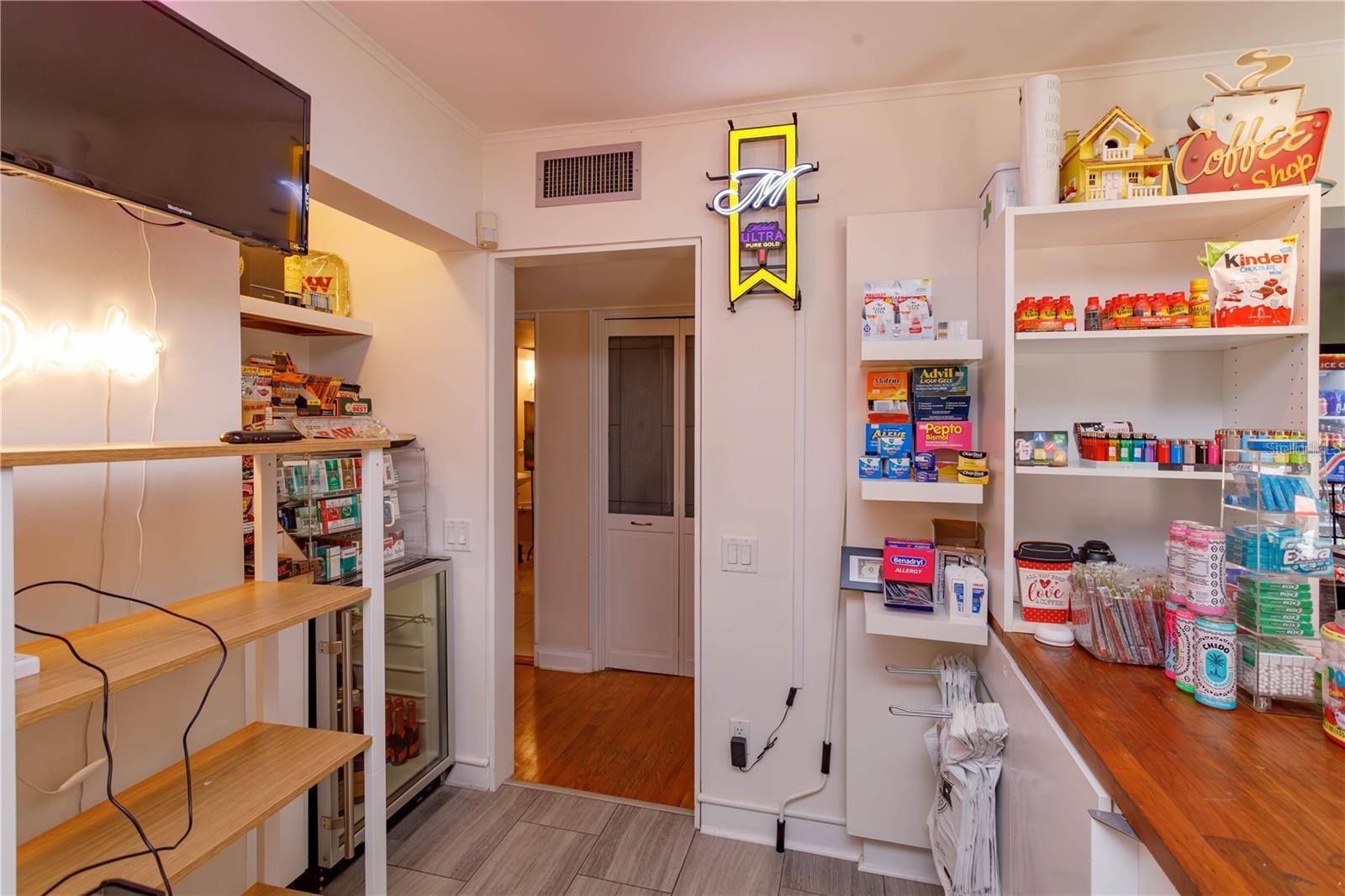 Image 18 of 22 For 300 Eola Drive