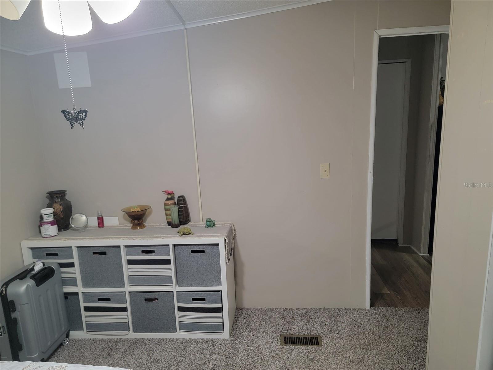 Image 15 of 22 For 187 Imperial Dr N