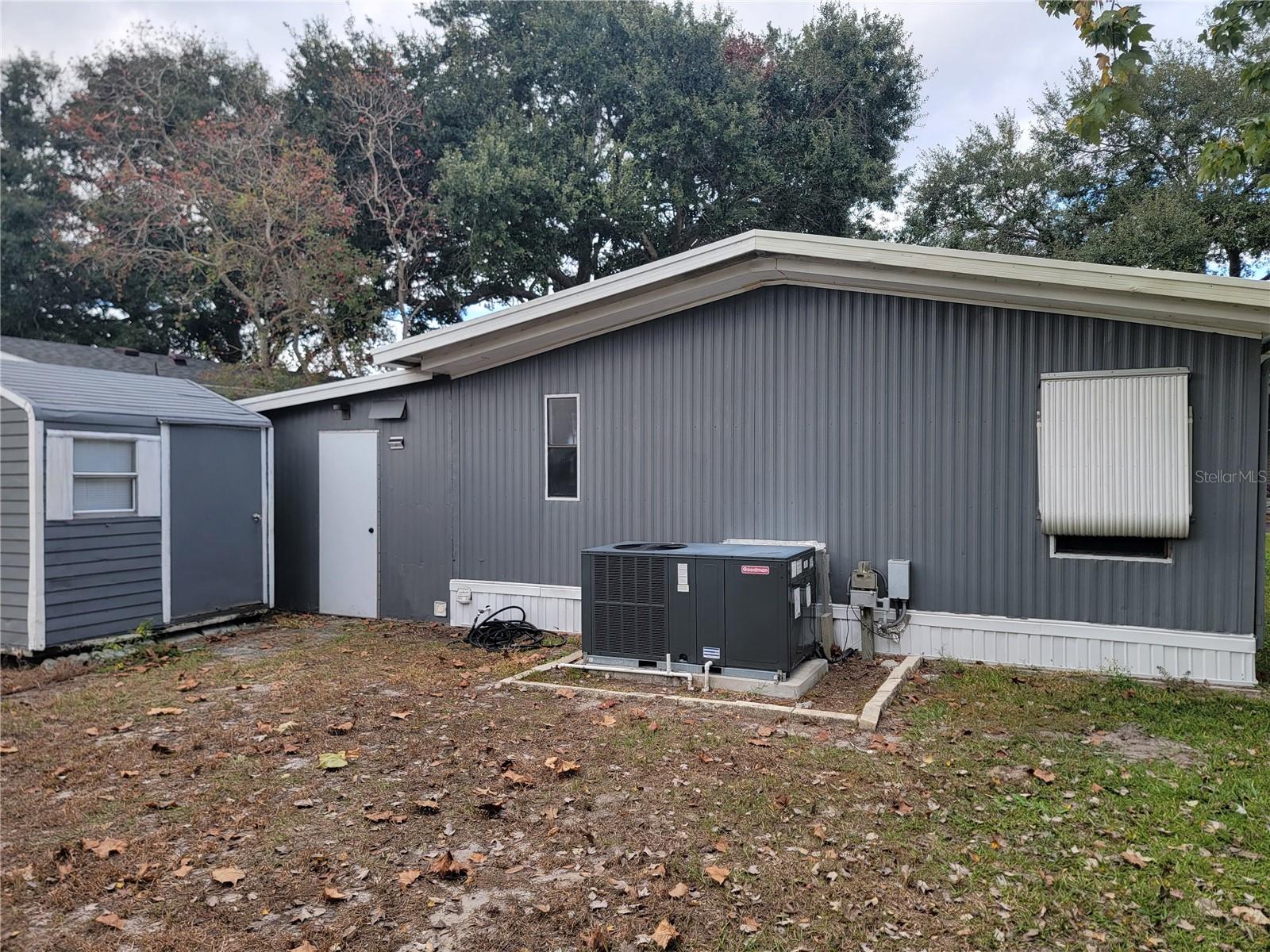 Image 20 of 22 For 187 Imperial Dr N