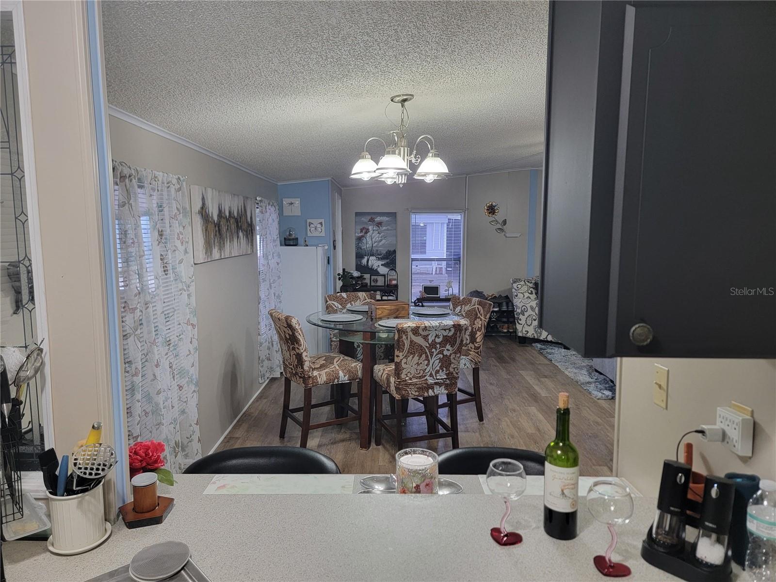 Image 6 of 22 For 187 Imperial Dr N