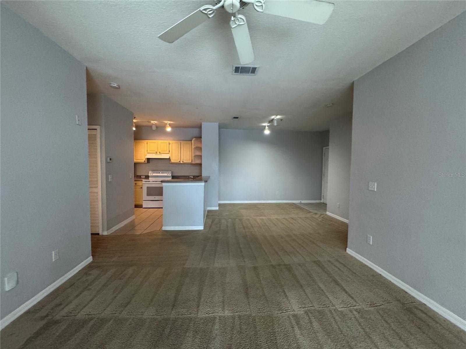 Image 5 of 14 For 2729 Maitland Crossing Way 204