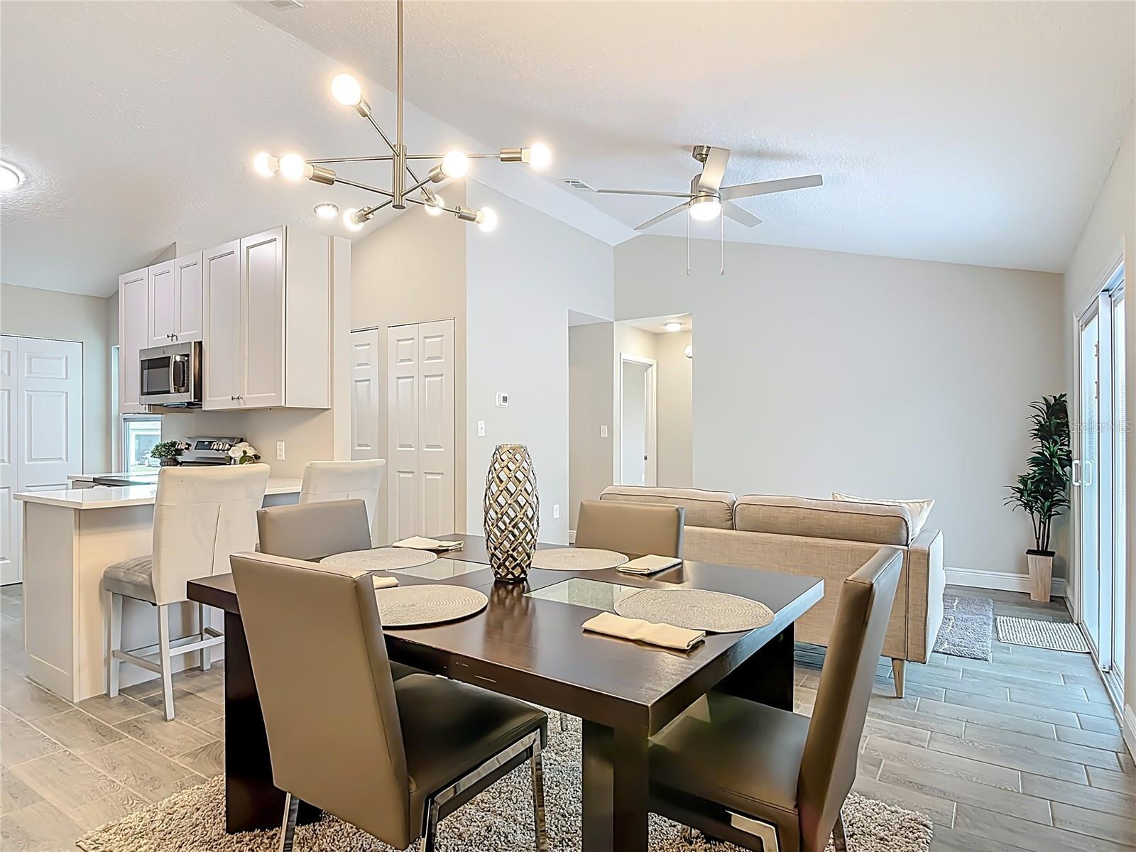 Image 11 of 44 For 2821 Sweet Springs Street