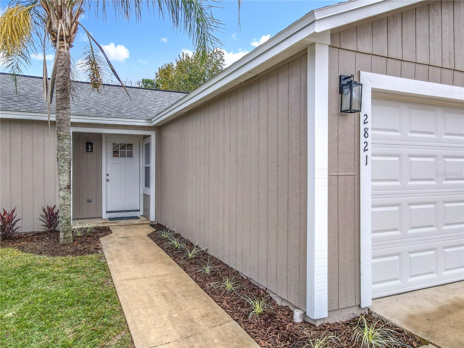 Image 38 of 44 For 2821 Sweet Springs Street