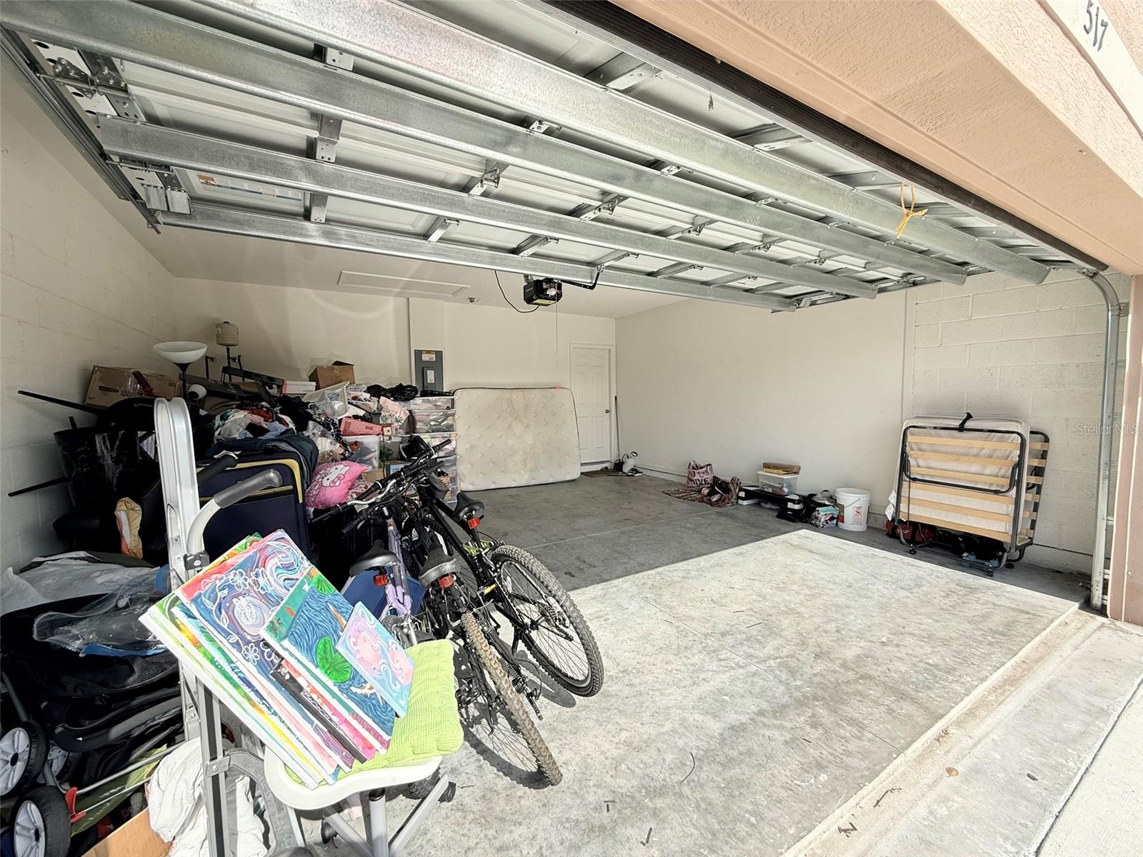 Image 27 of 37 For 517 Lacroix Avenue