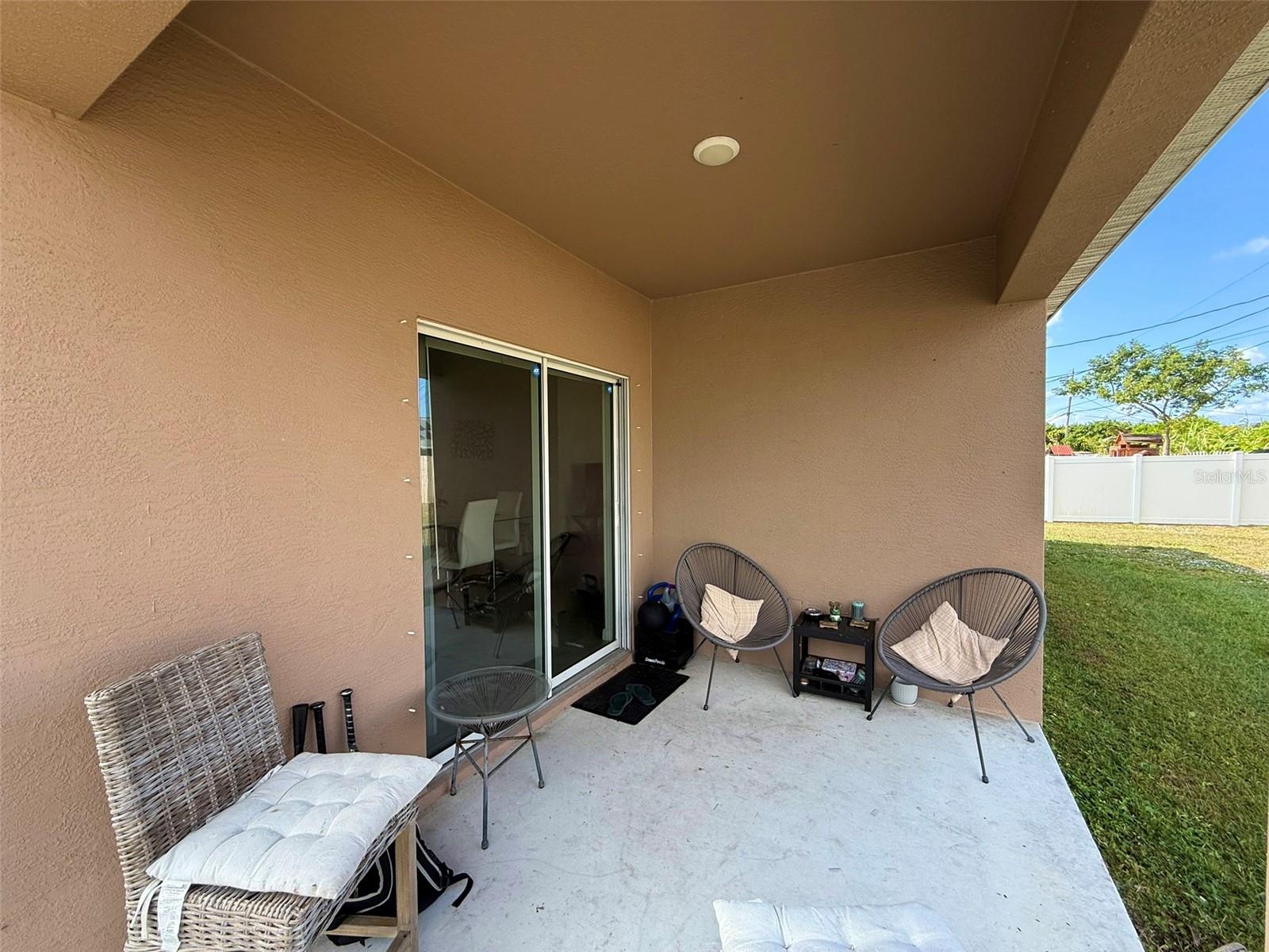 Image 33 of 37 For 517 Lacroix Avenue