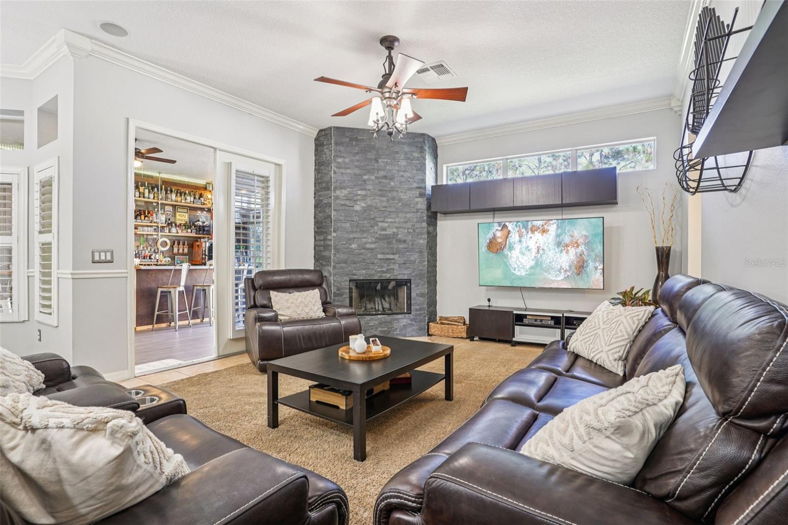 Image 10 of 49 For 847 Cura Court