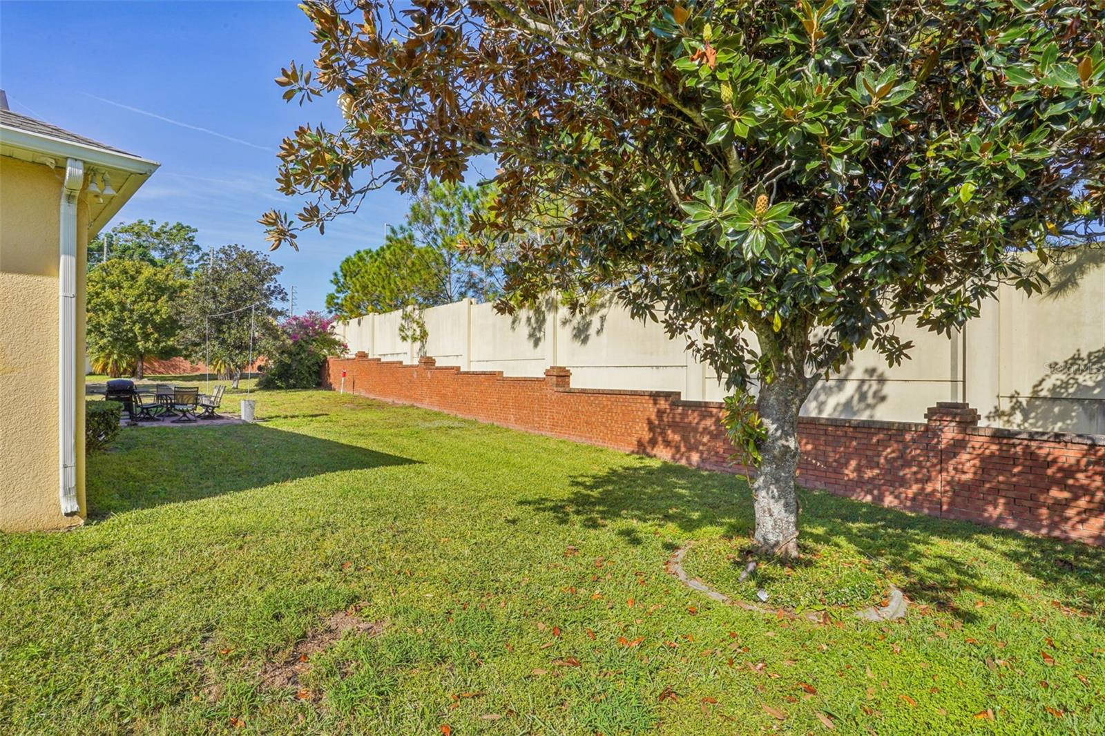 Image 34 of 49 For 847 Cura Court