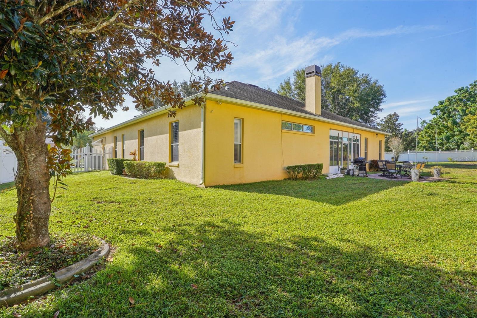 Image 35 of 49 For 847 Cura Court