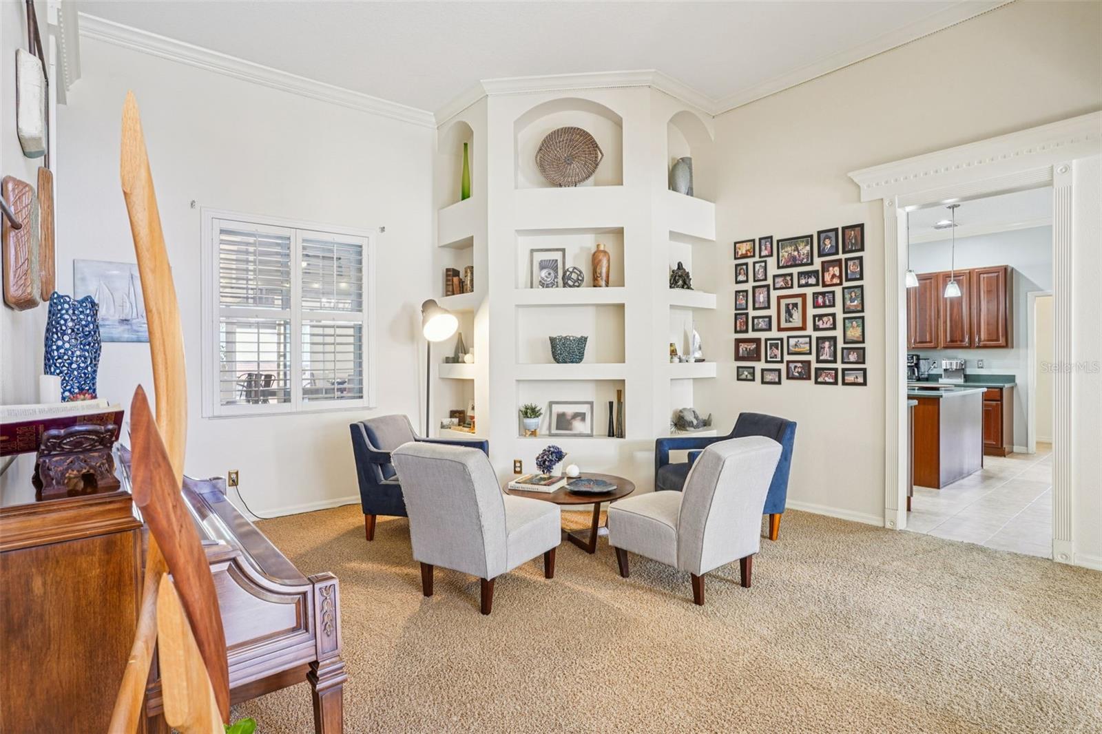 Image 5 of 49 For 847 Cura Court