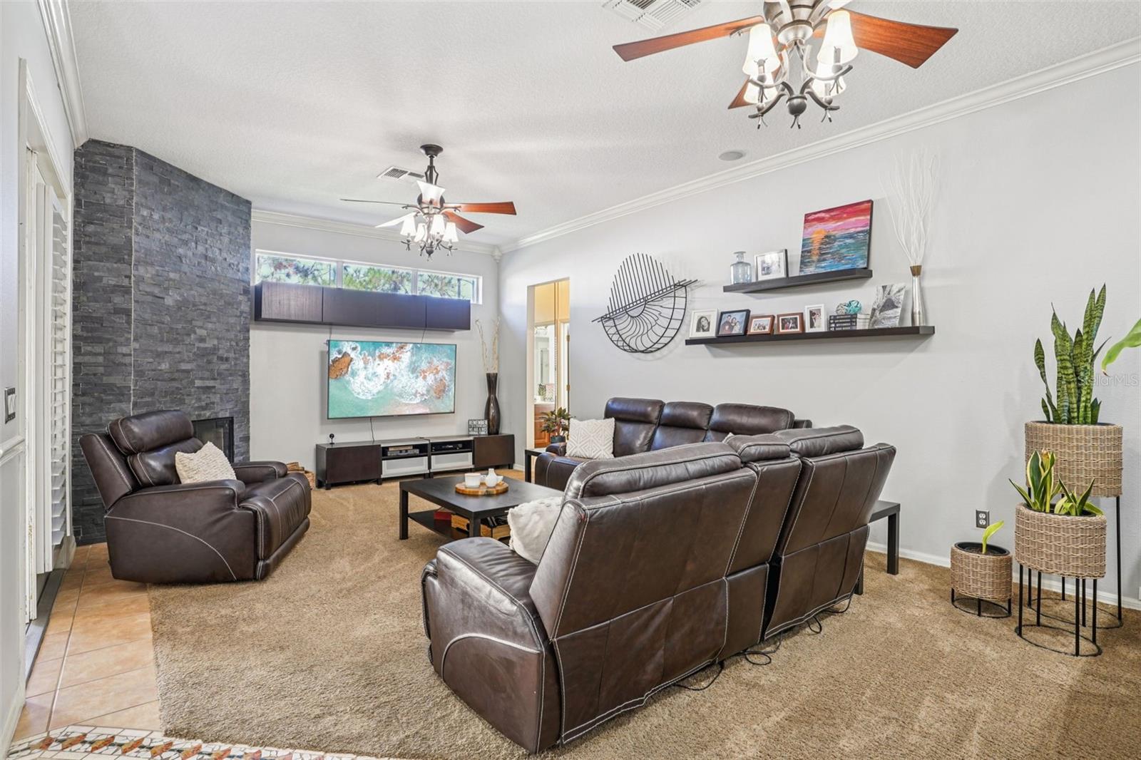 Image 7 of 49 For 847 Cura Court