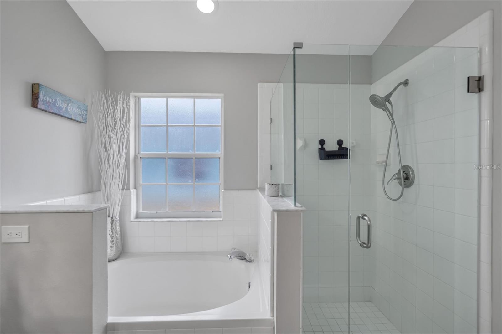 Image 28 of 46 For 7906 Golden Pond Circle