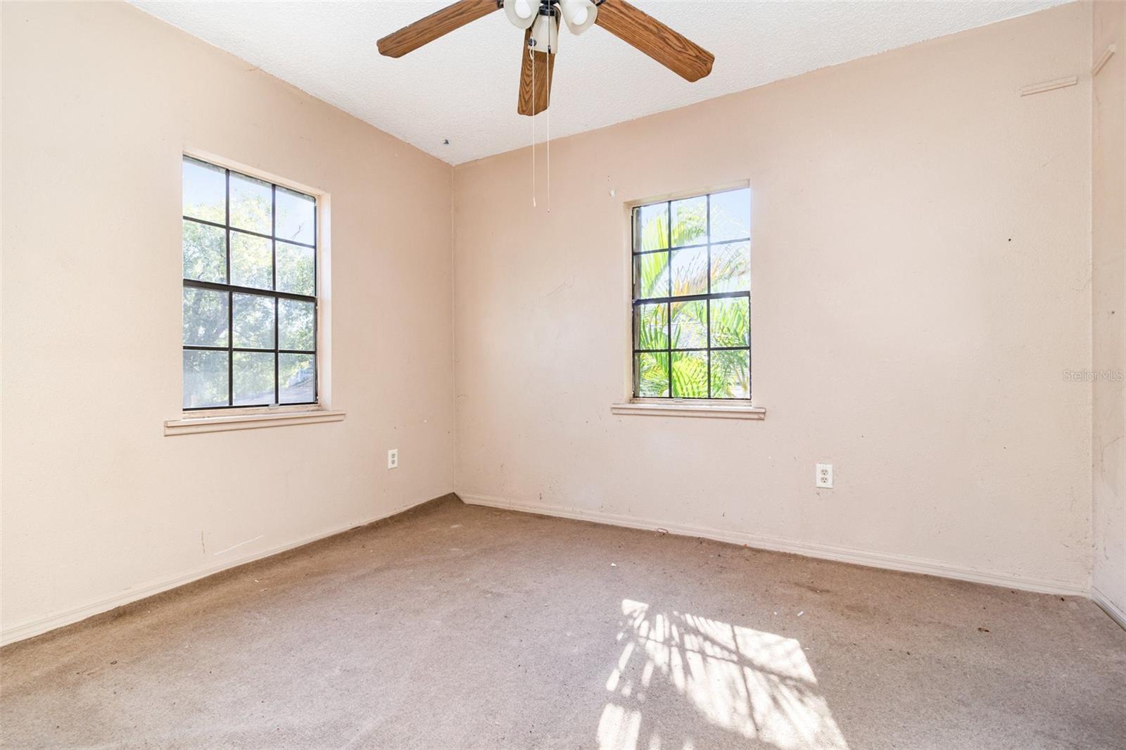 Image 20 of 33 For 2516 Sanford Avenue