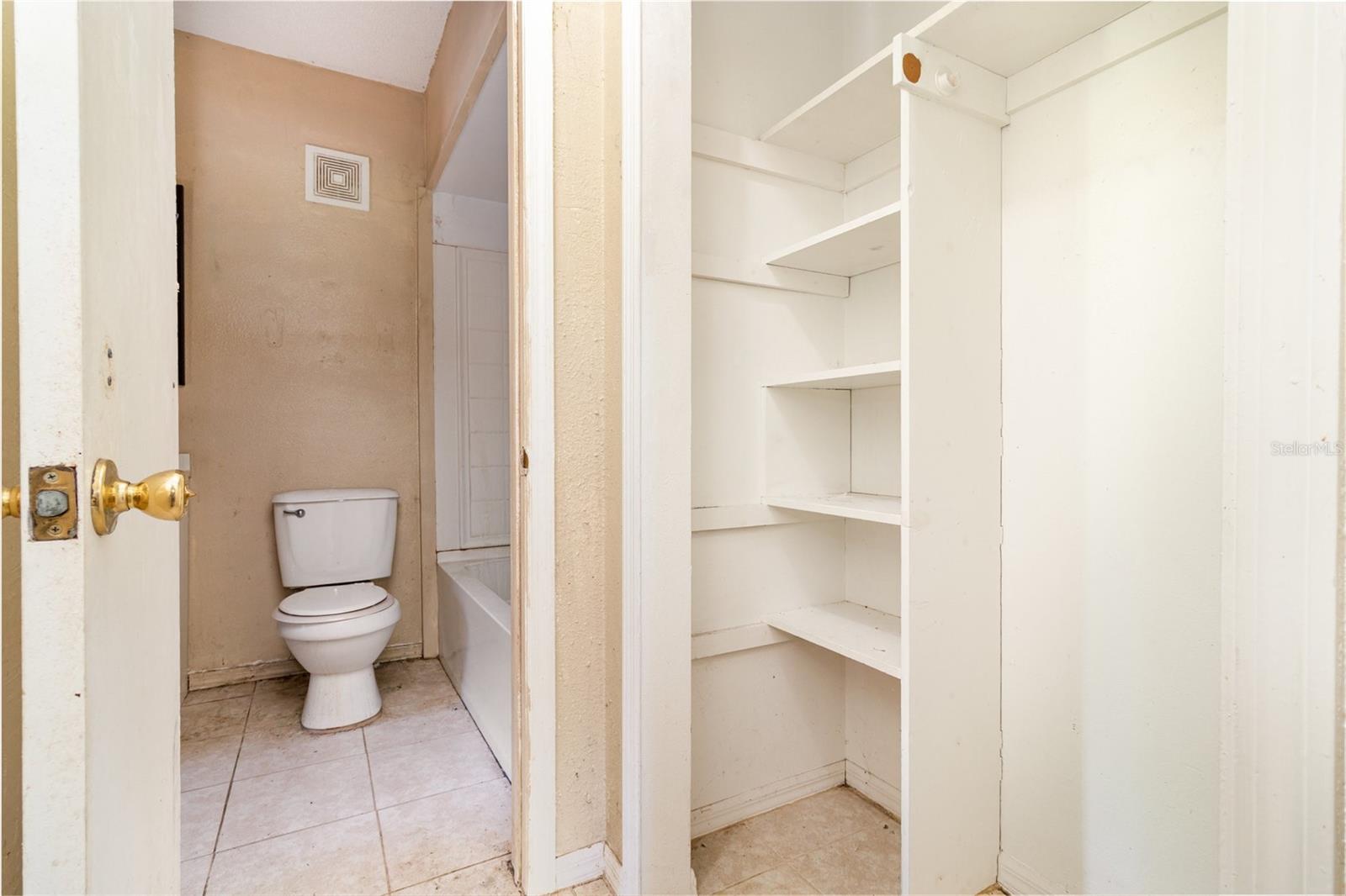 Image 21 of 33 For 2516 Sanford Avenue