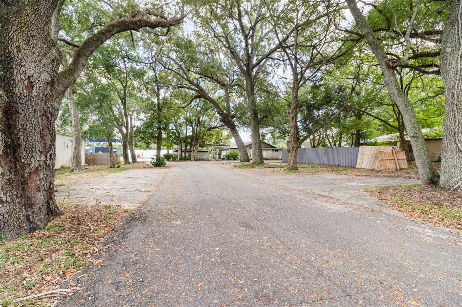 Image 28 of 33 For 2516 Sanford Avenue