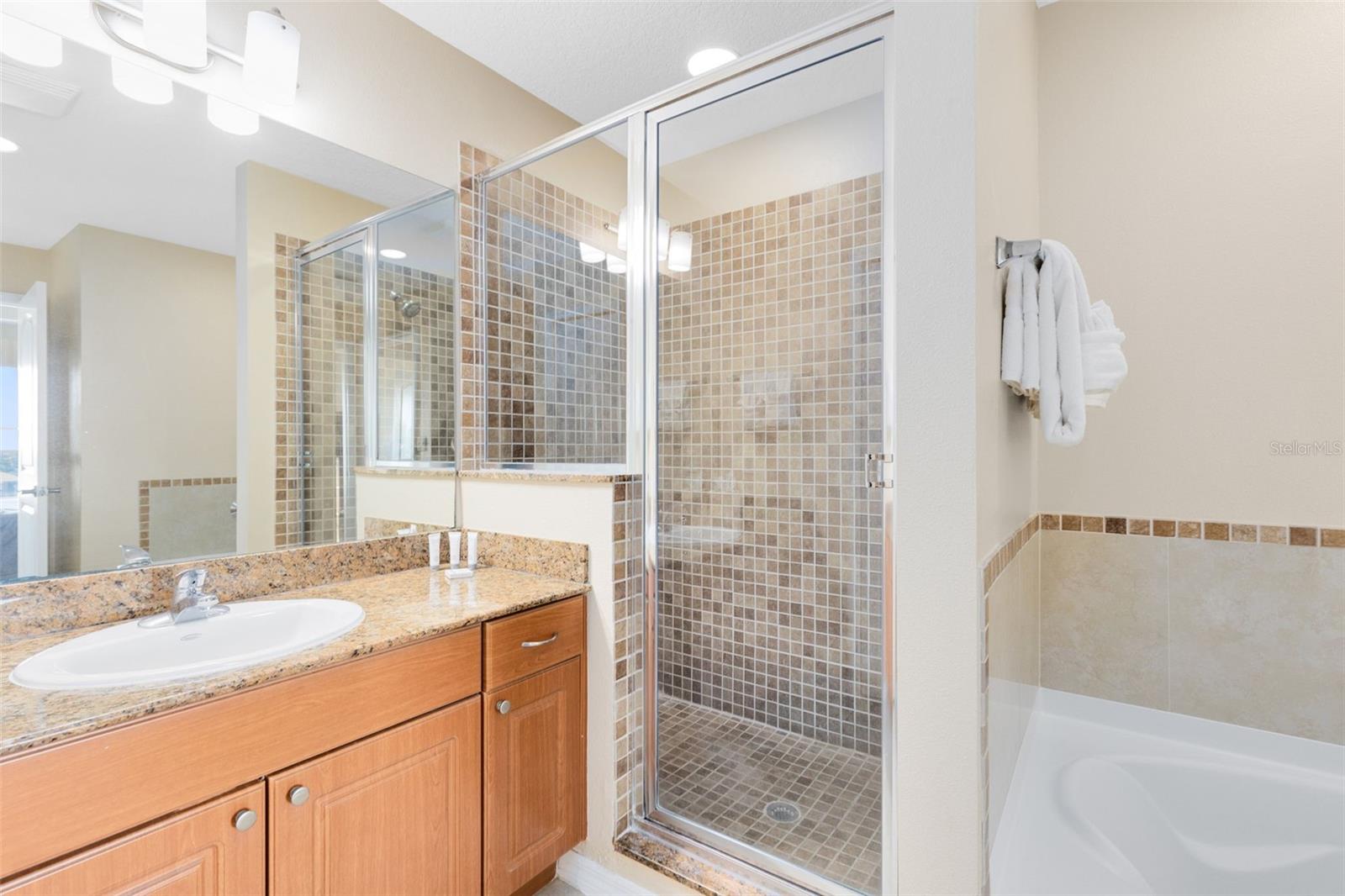 Image 15 of 28 For 7395 Universal Boulevard 1103