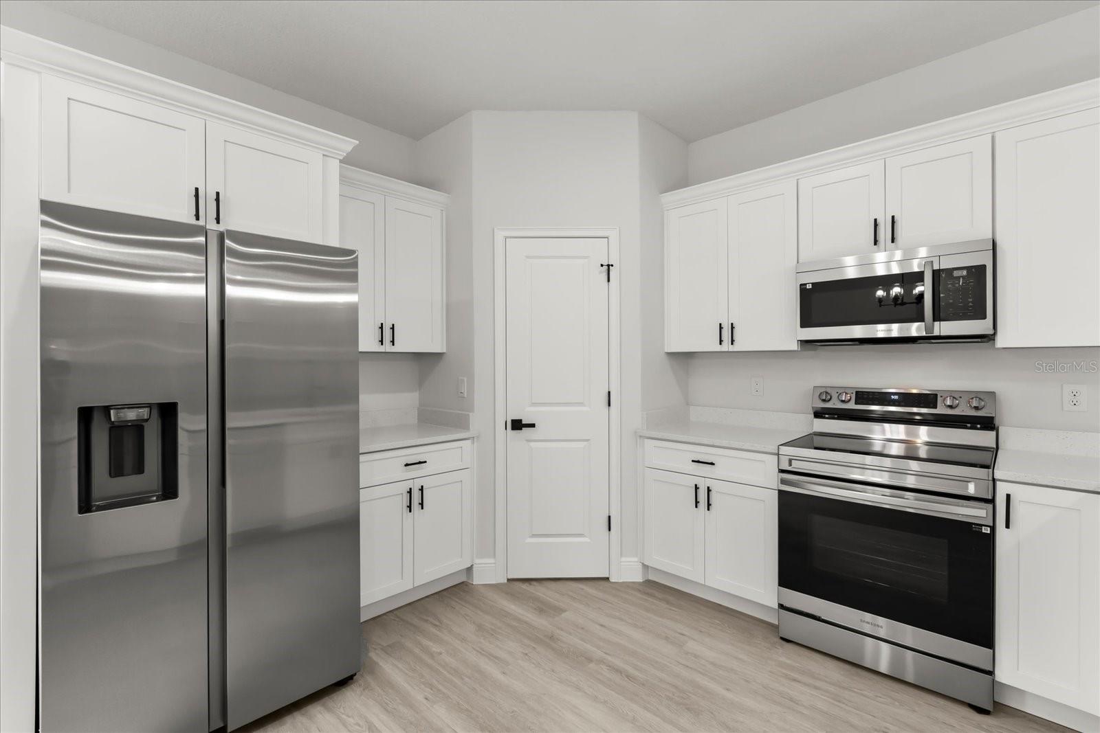 Image 12 of 33 For 8100 Tiny Lily Drive