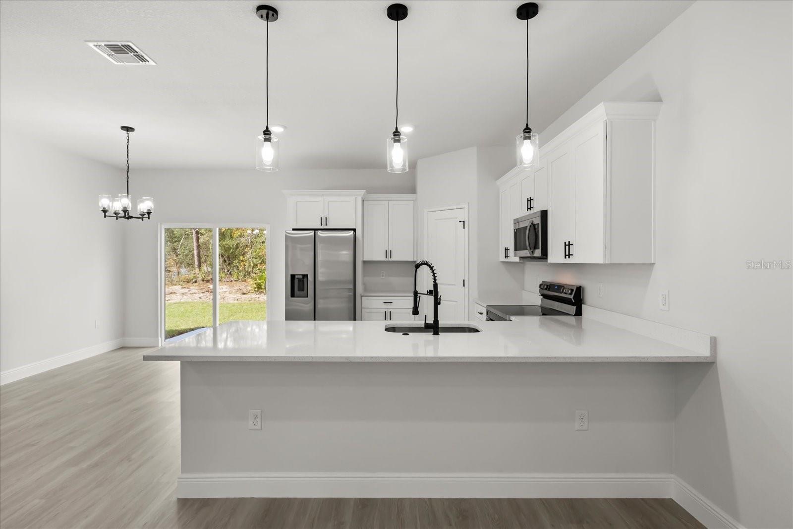 Image 8 of 33 For 8100 Tiny Lily Drive