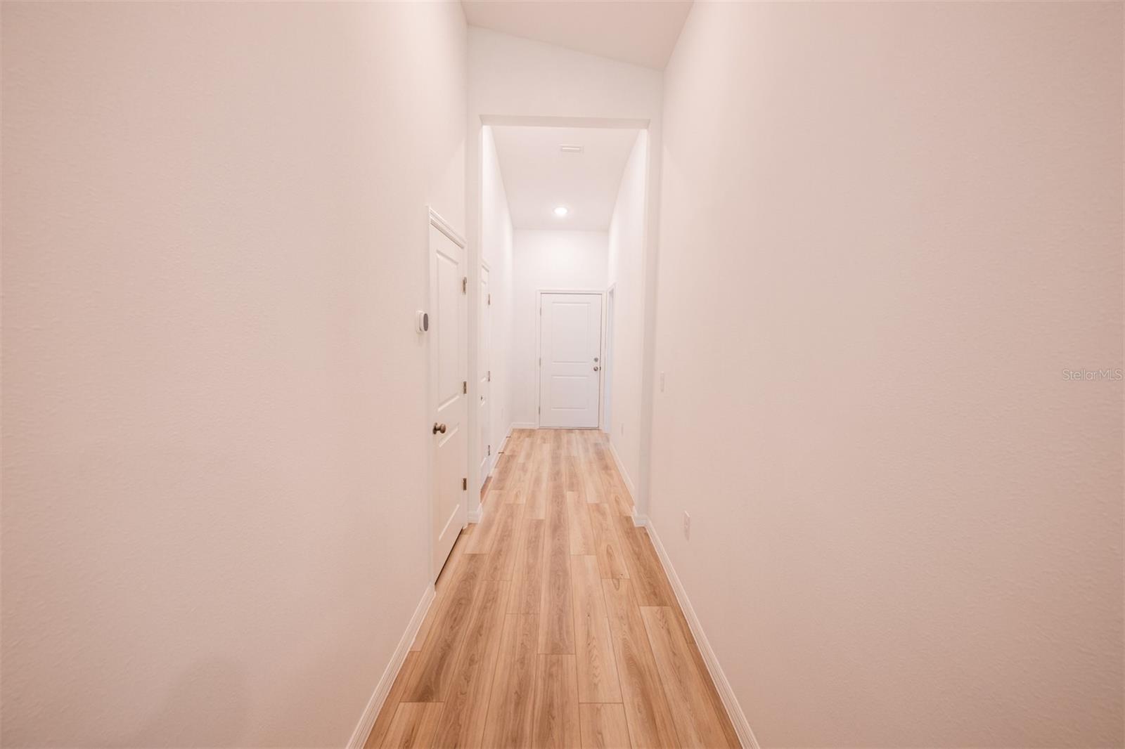 Image 19 of 61 For 4124 River Beacon Boulevard