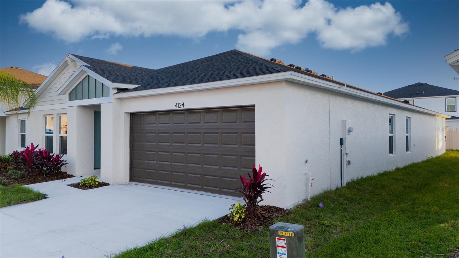 Image 2 of 61 For 4124 River Beacon Boulevard