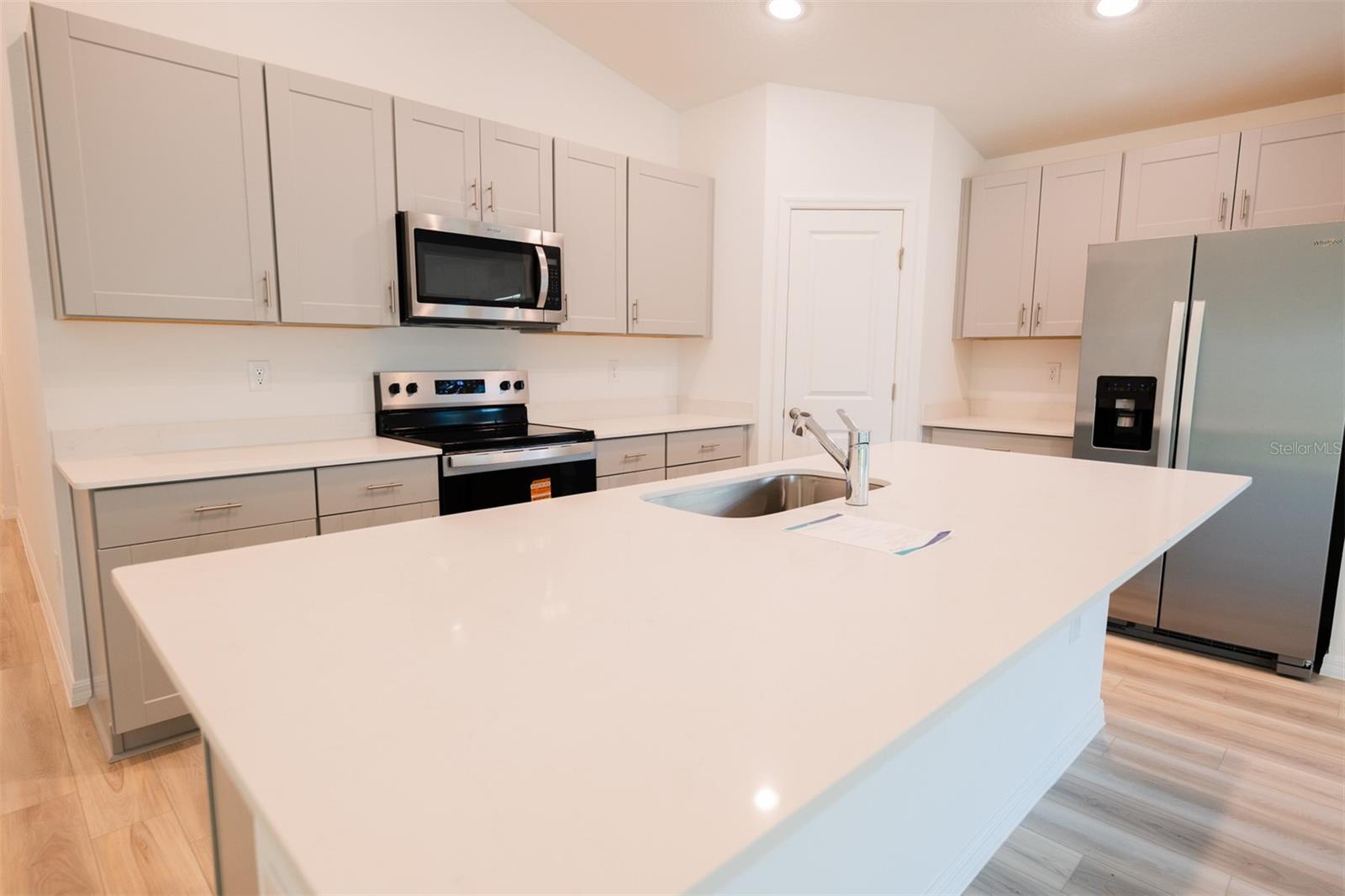 Image 22 of 61 For 4124 River Beacon Boulevard