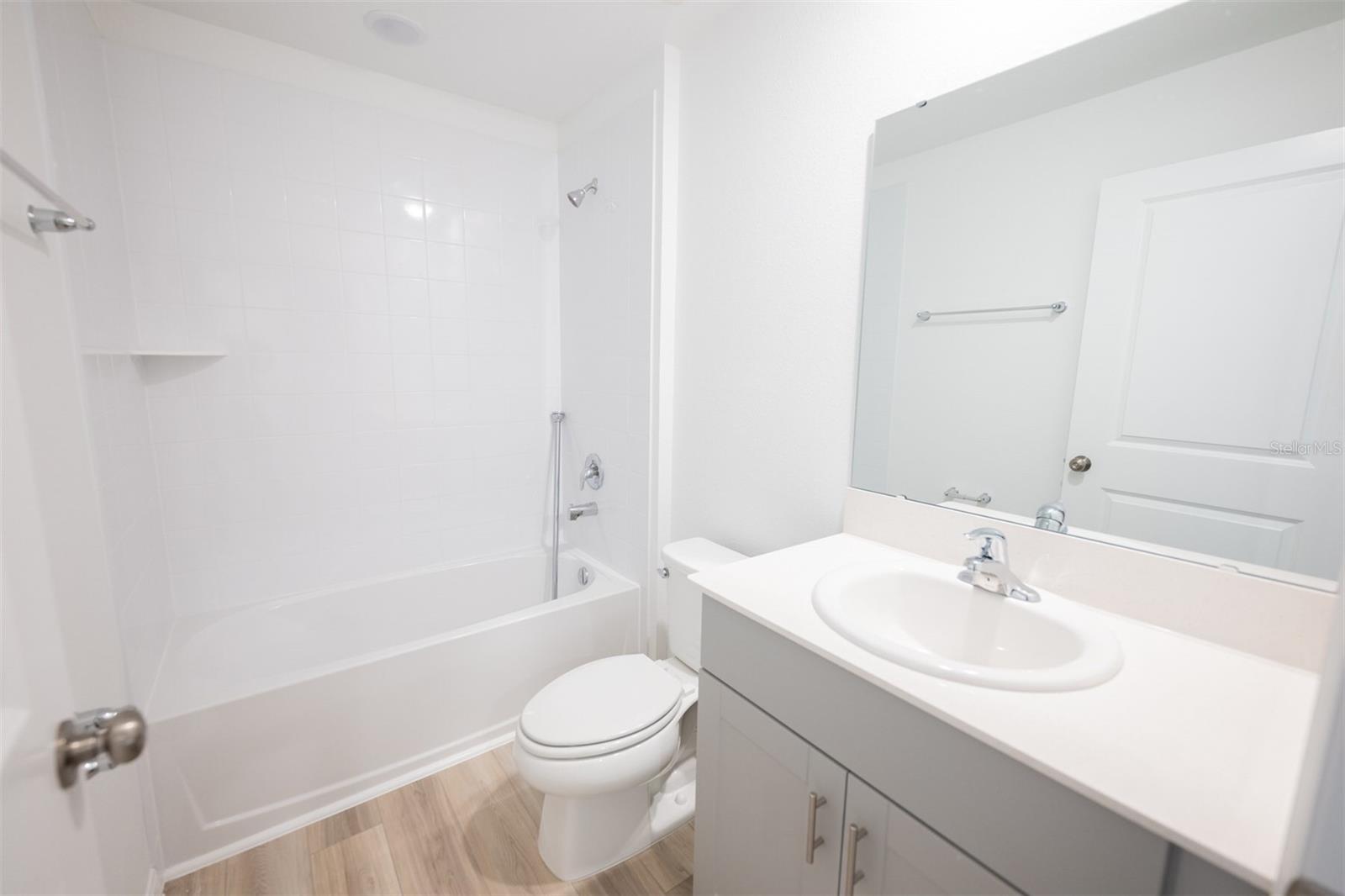 Image 50 of 61 For 4124 River Beacon Boulevard