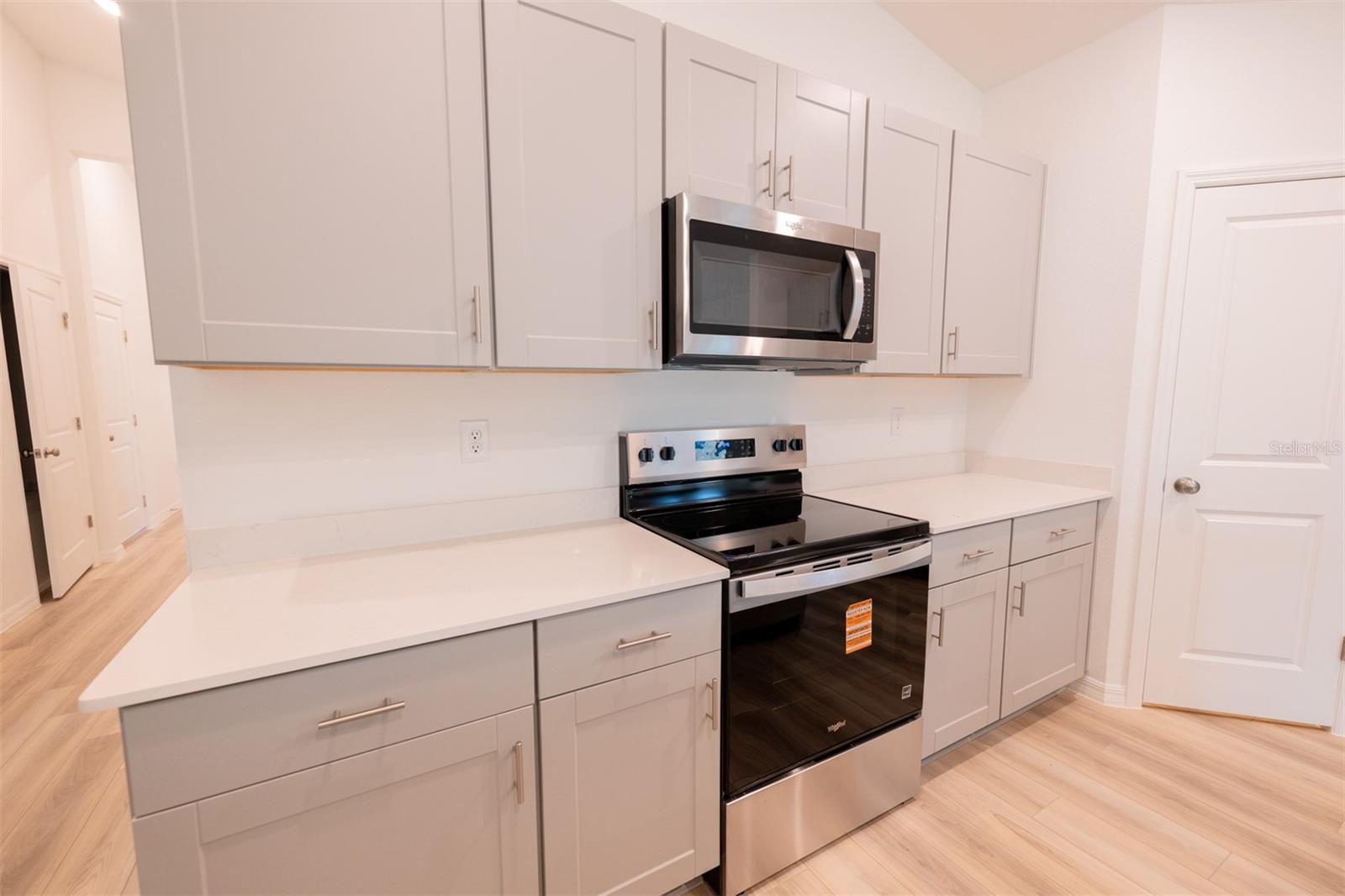 Image 9 of 61 For 4124 River Beacon Boulevard