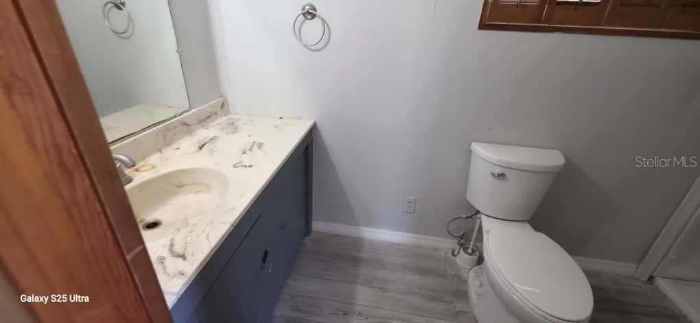 Image 23 of 35 For 351 Pine Avenue