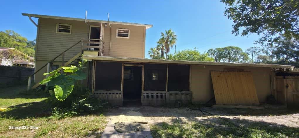 Image 31 of 35 For 351 Pine Avenue