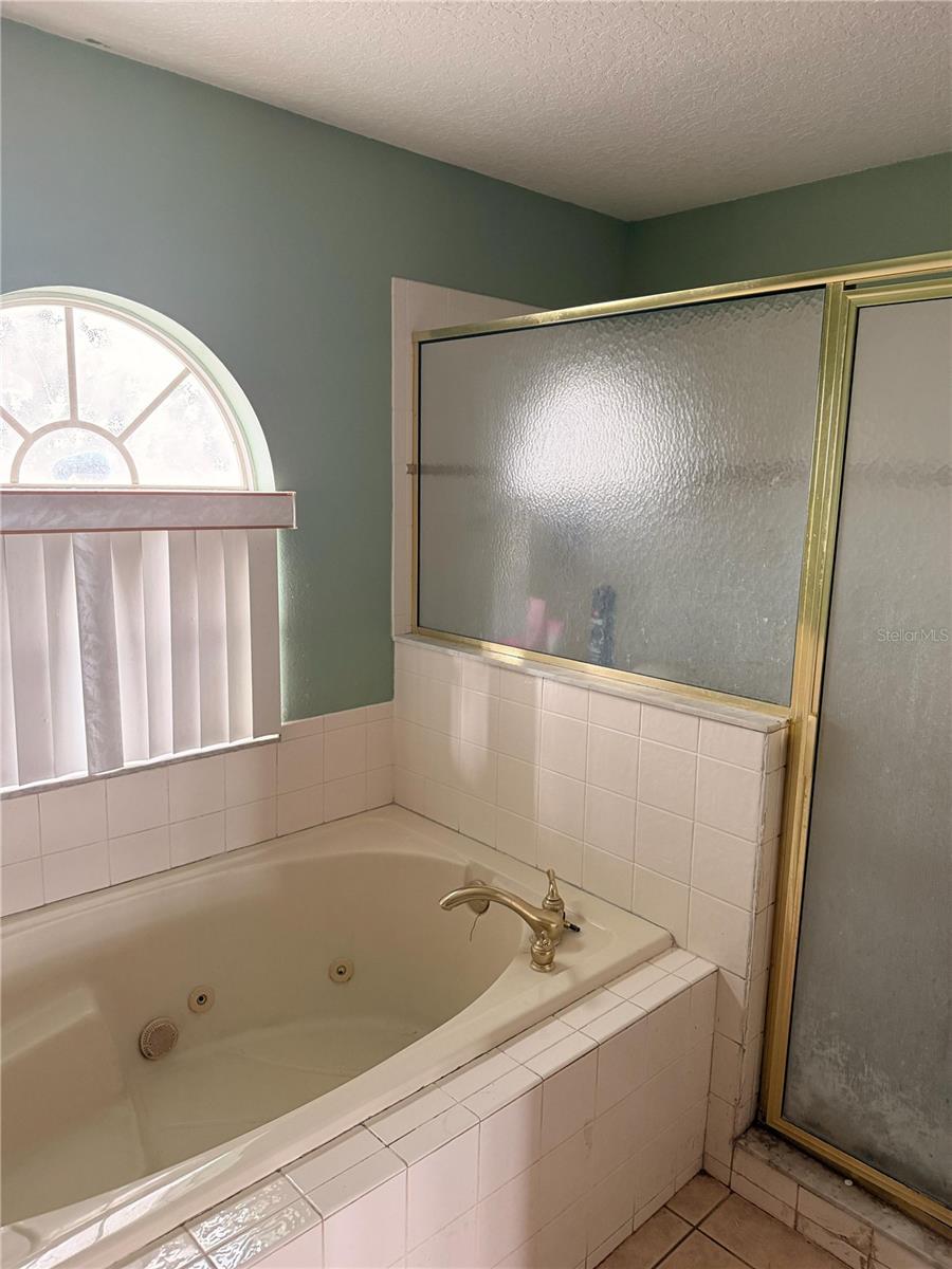 Image 10 of 22 For 207 Redwood Bark Trail