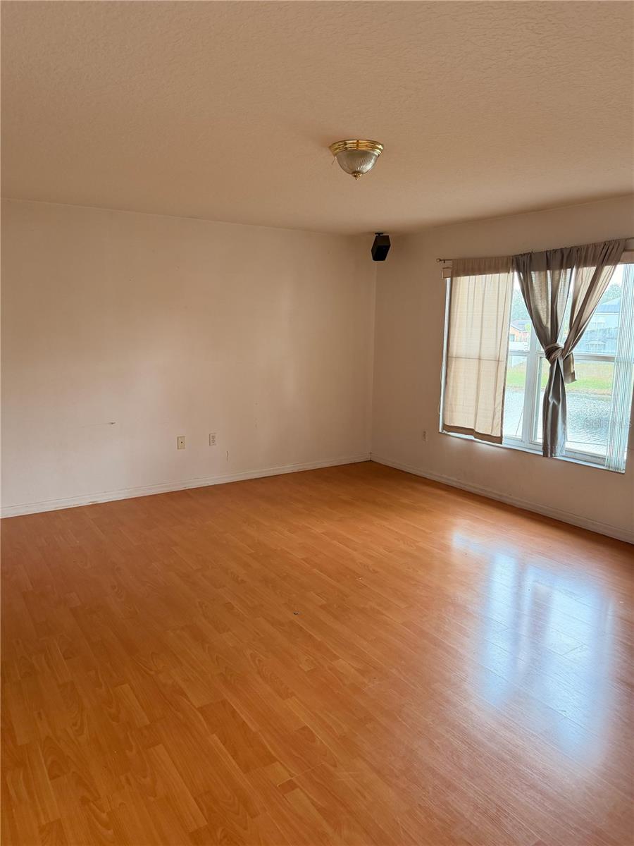 Image 12 of 22 For 207 Redwood Bark Trail