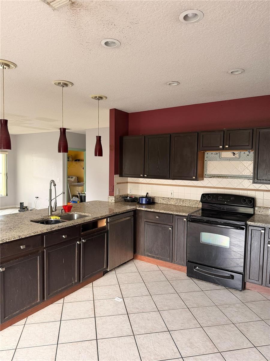 Image 4 of 22 For 207 Redwood Bark Trail