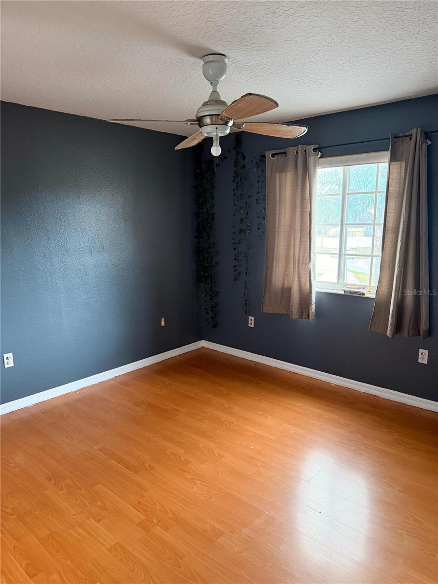 Image 6 of 22 For 207 Redwood Bark Trail