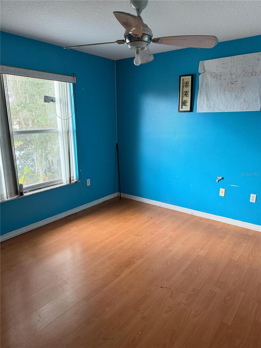 Image 9 of 22 For 207 Redwood Bark Trail