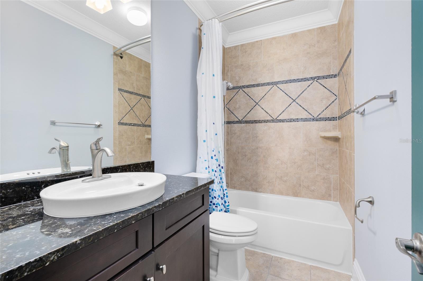 Image 23 of 45 For 13798 Walcott Avenue