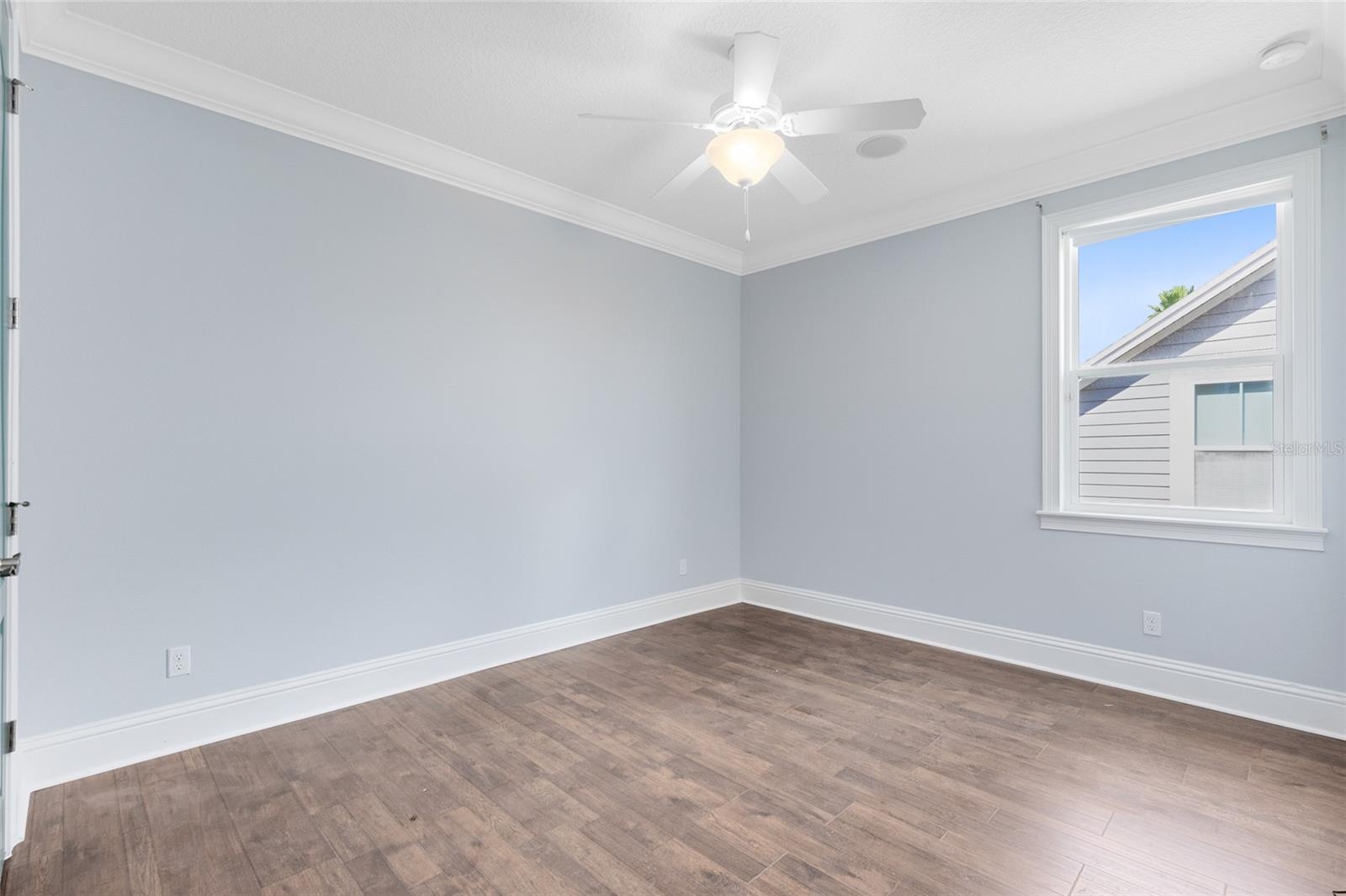 Image 24 of 45 For 13798 Walcott Avenue