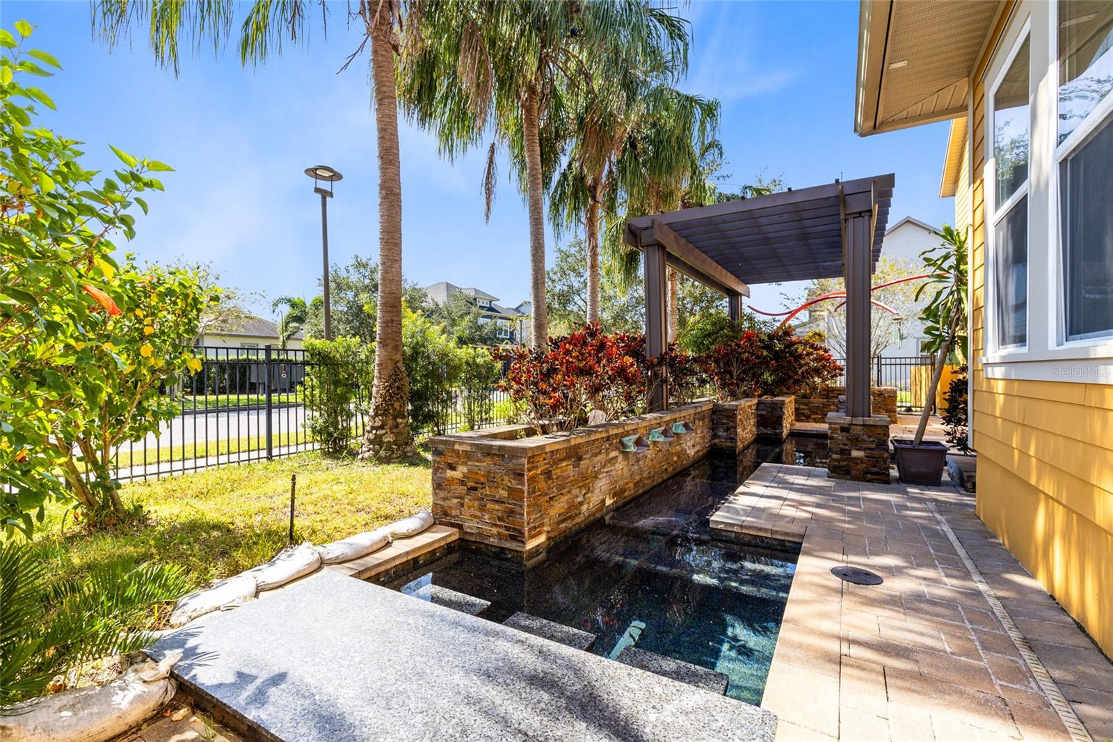 Image 25 of 45 For 13798 Walcott Avenue