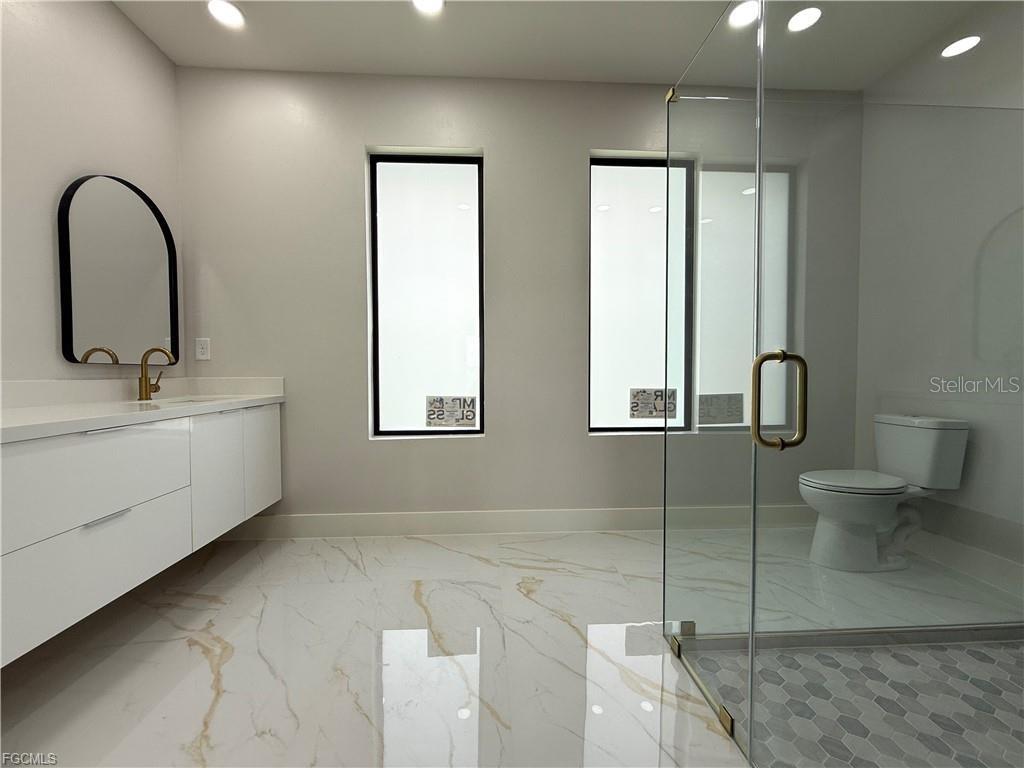 Image 25 of 35 For 2800 33rd Street Sw