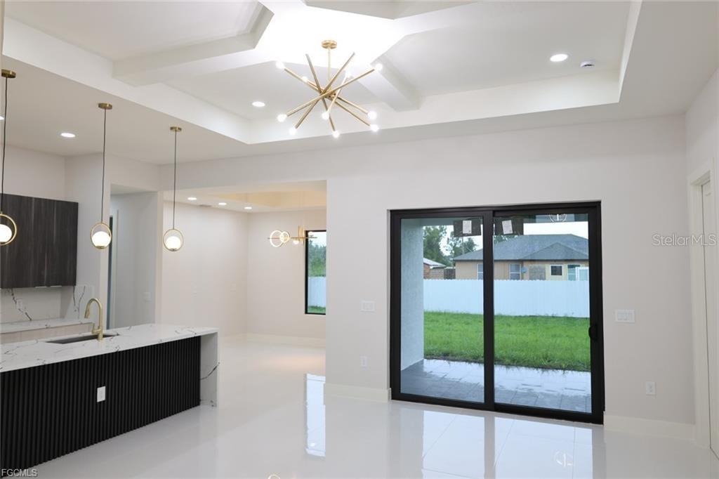 Image 5 of 35 For 2800 33rd Street Sw