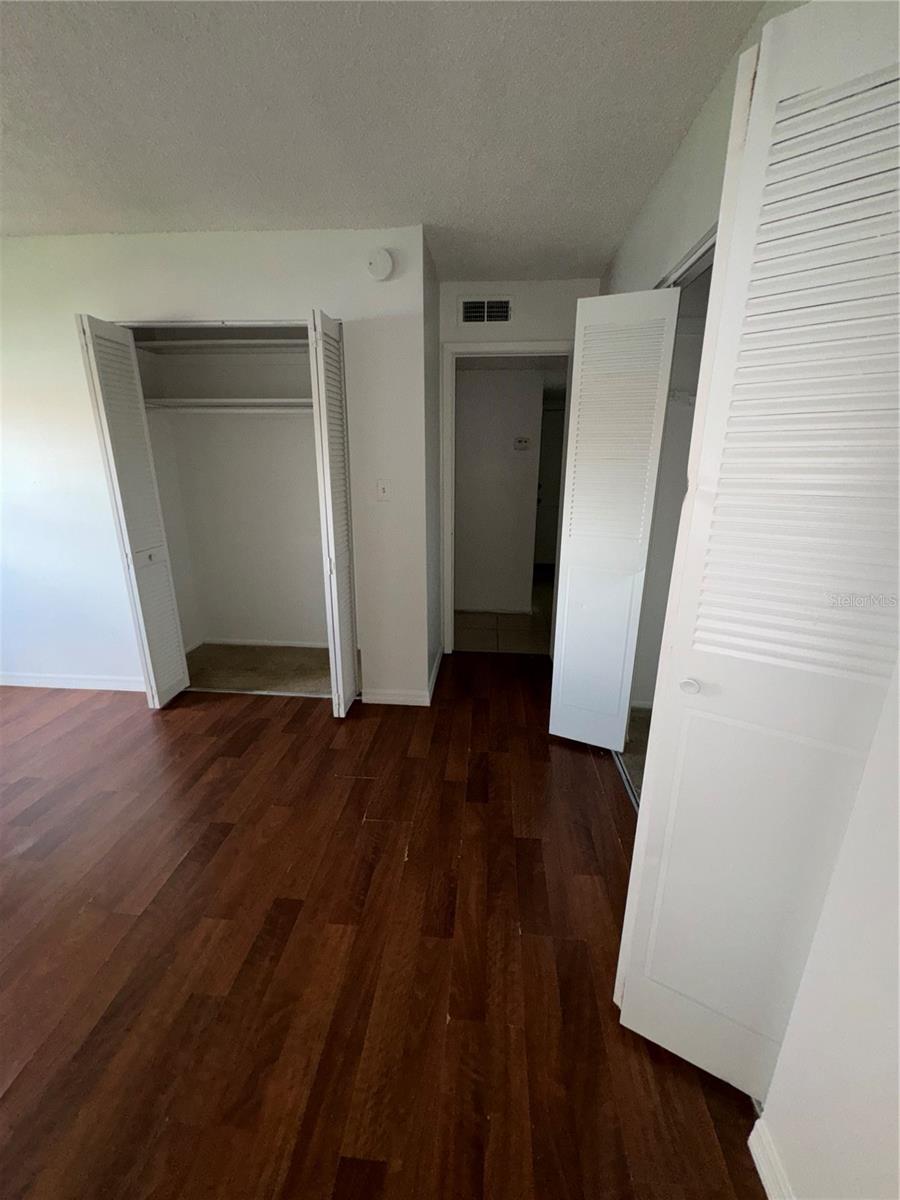 Image 8 of 20 For 1436 Holden Avenue B