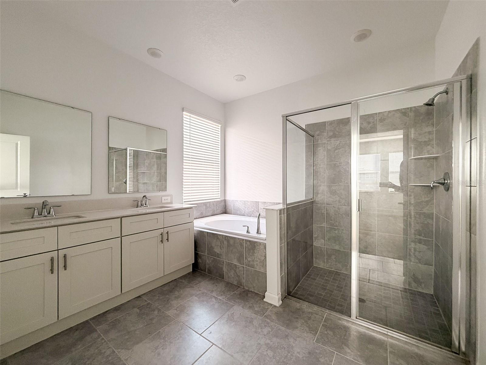 Image 25 of 32 For 1966 Winnie Court