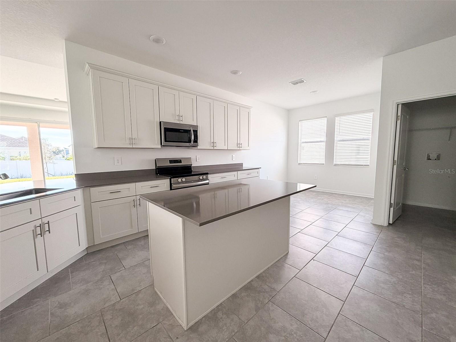 Image 7 of 32 For 1966 Winnie Court