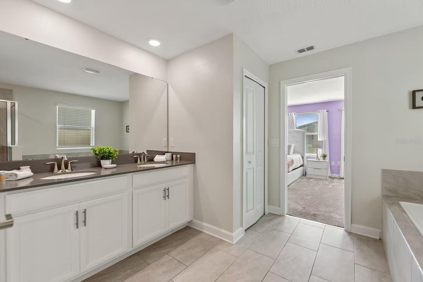 Image 53 of 80 For 4553 Target Boulevard