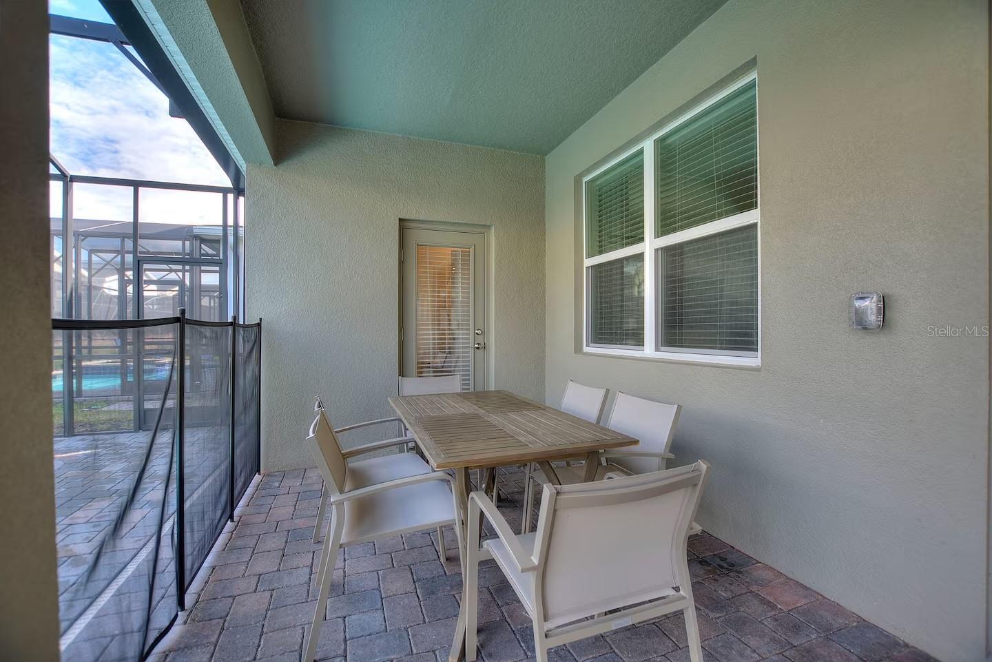 Image 54 of 80 For 4553 Target Boulevard