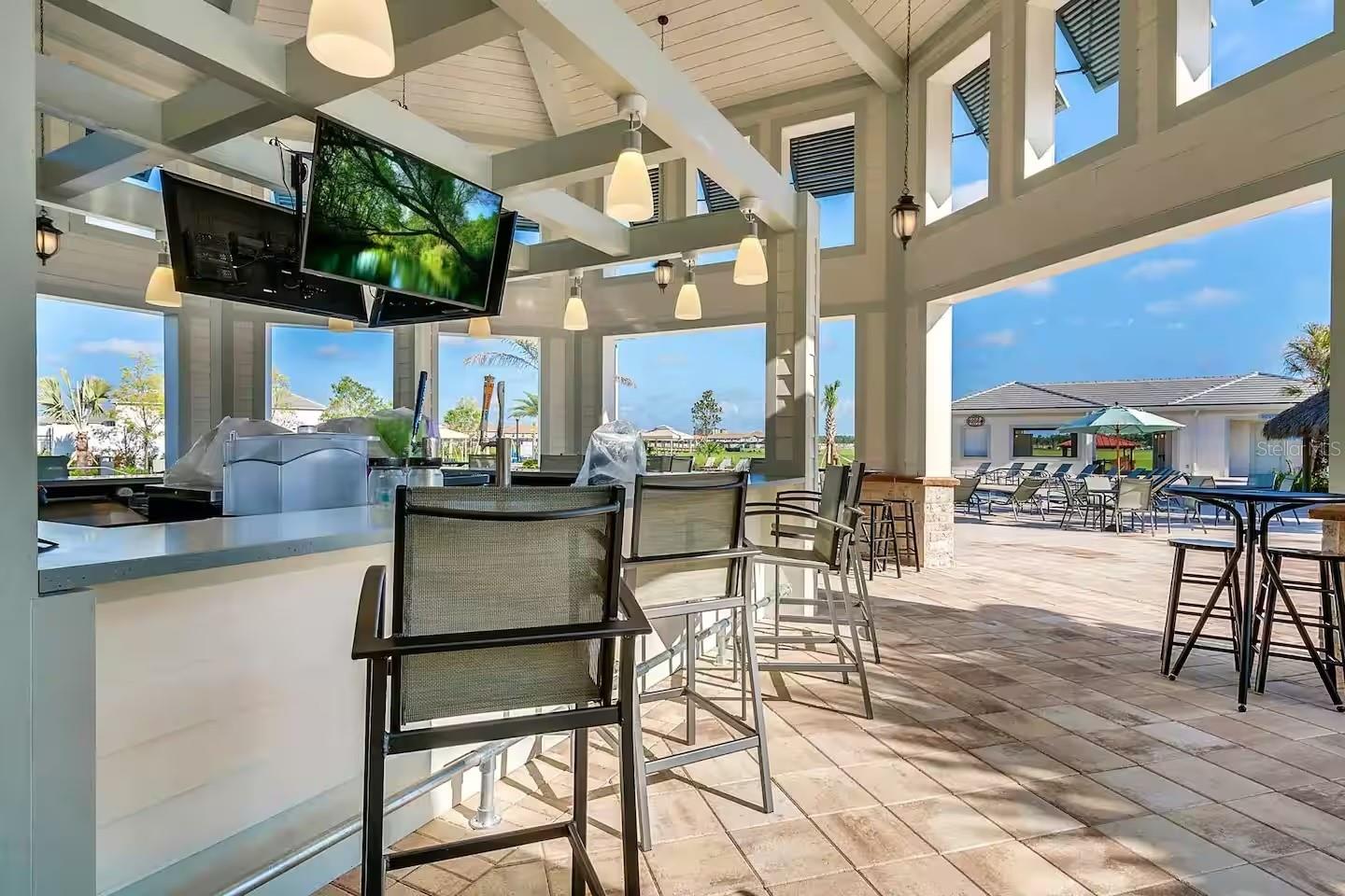 Image 65 of 80 For 4553 Target Boulevard