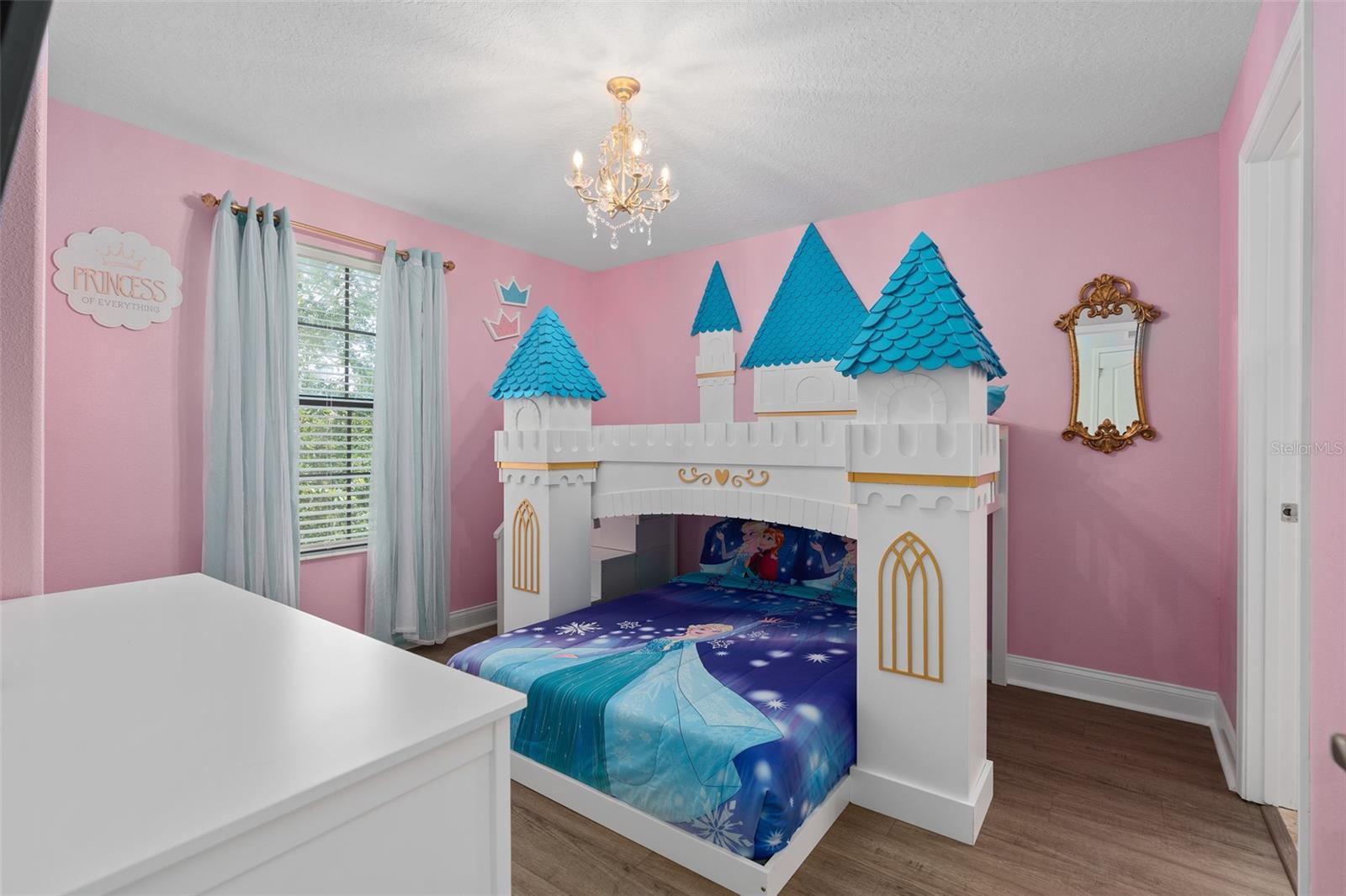 Image 28 of 55 For 1450 Moon Valley Drive