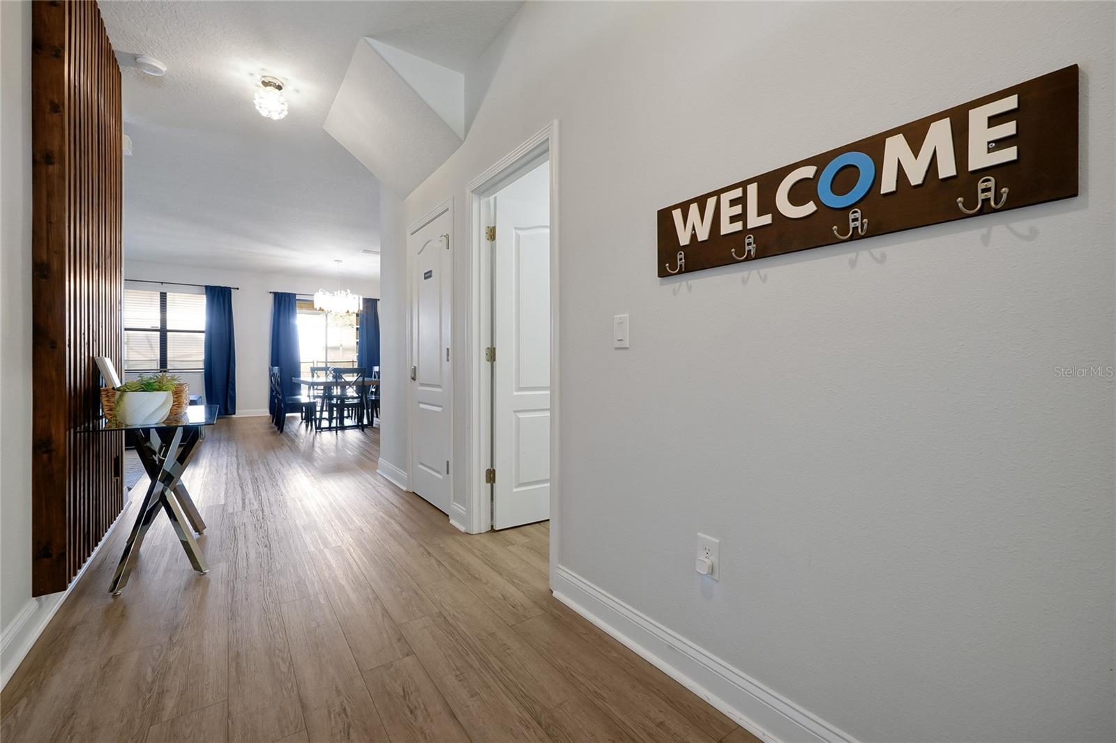 Image 3 of 55 For 1450 Moon Valley Drive