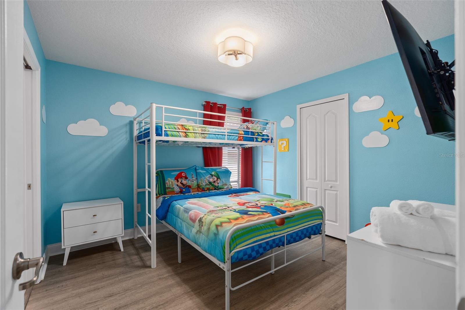 Image 33 of 55 For 1450 Moon Valley Drive