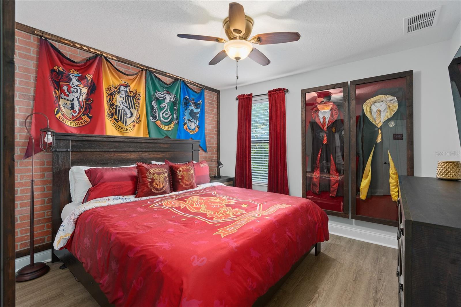 Image 37 of 55 For 1450 Moon Valley Drive