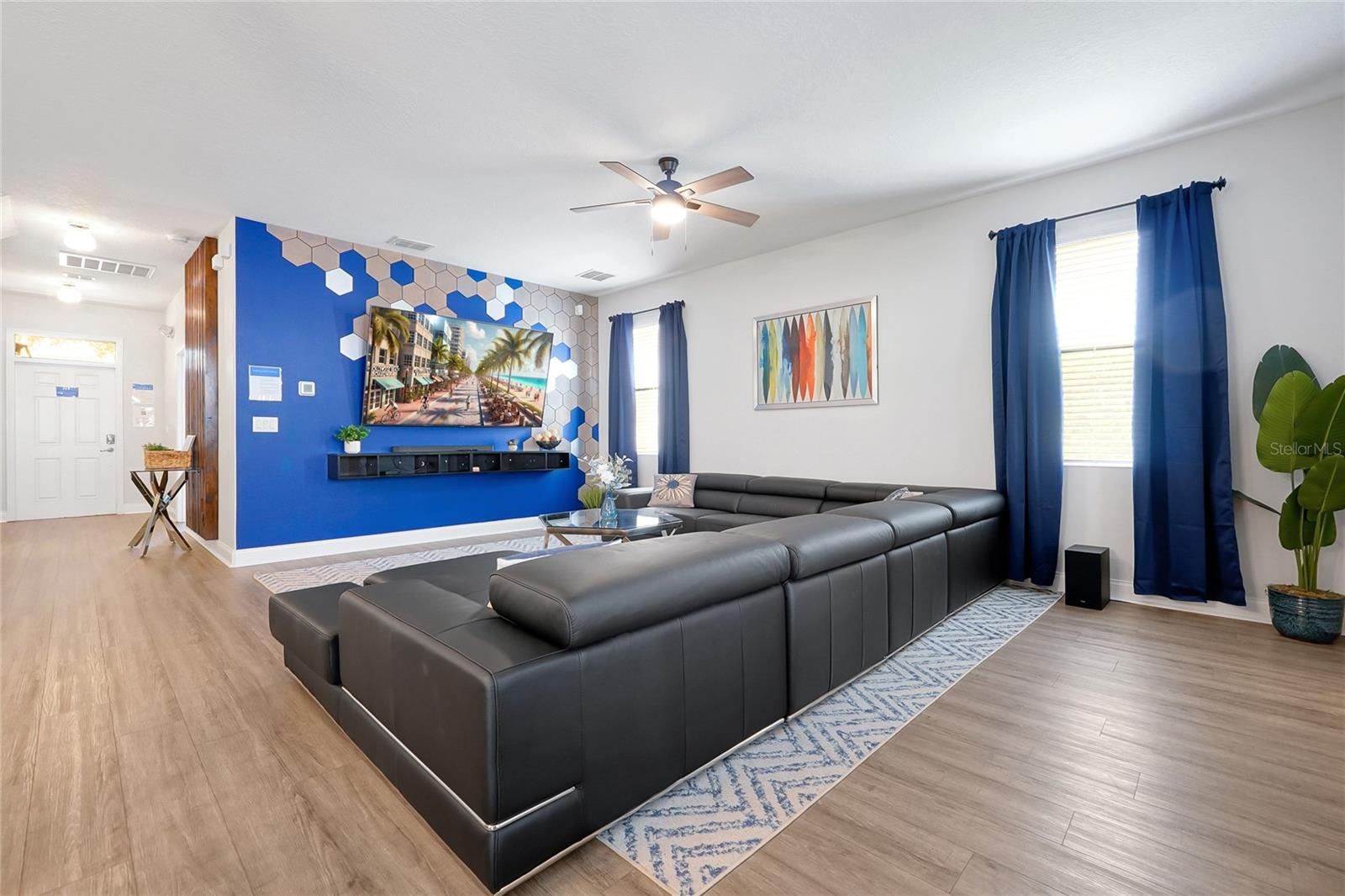 Image 5 of 55 For 1450 Moon Valley Drive