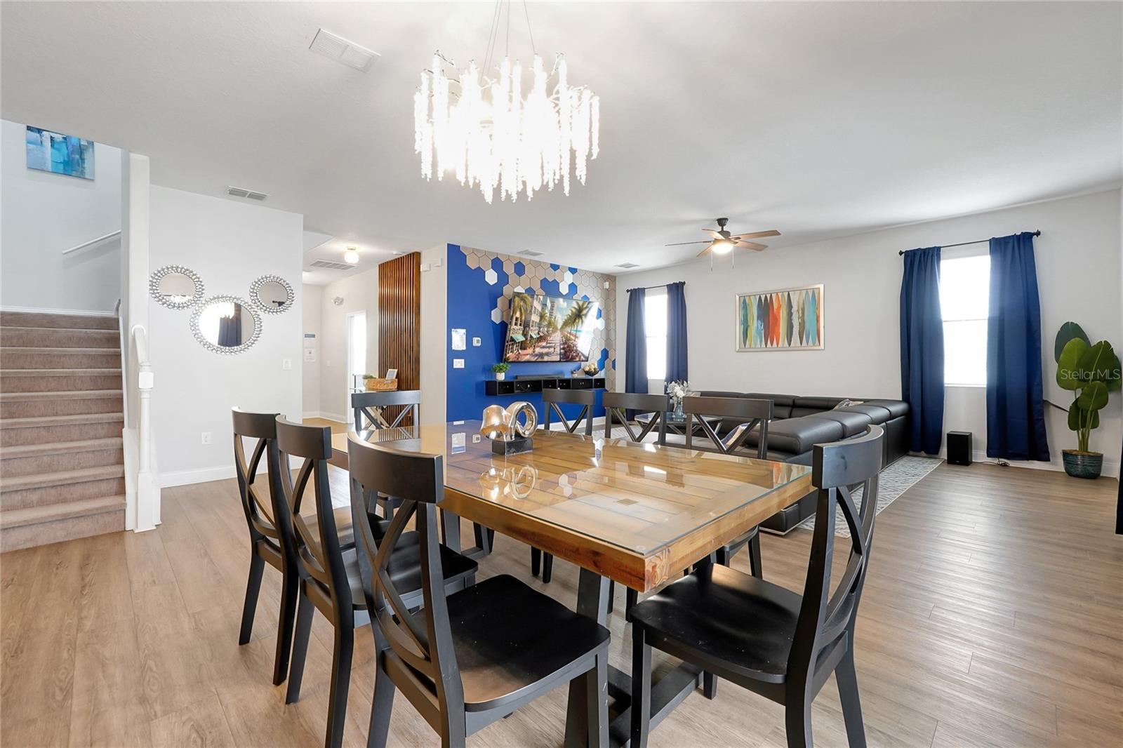 Image 9 of 55 For 1450 Moon Valley Drive